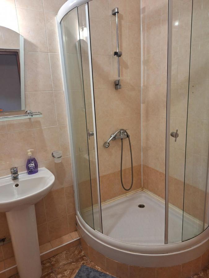 Барселона Hotel Mizikevycha Ngoại thất bức ảnh