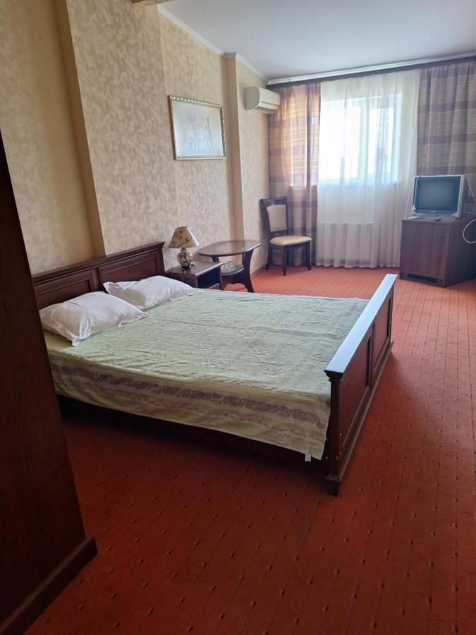 Барселона Hotel Mizikevycha Ngoại thất bức ảnh