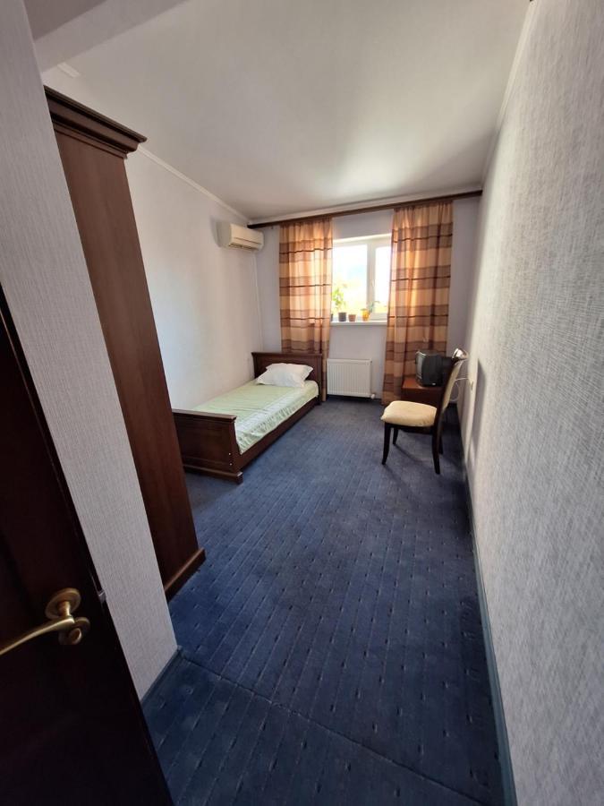 Барселона Hotel Mizikevycha Ngoại thất bức ảnh