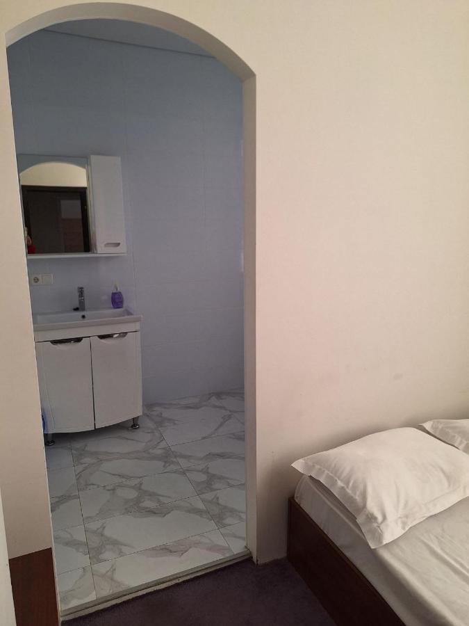 Барселона Hotel Mizikevycha Ngoại thất bức ảnh