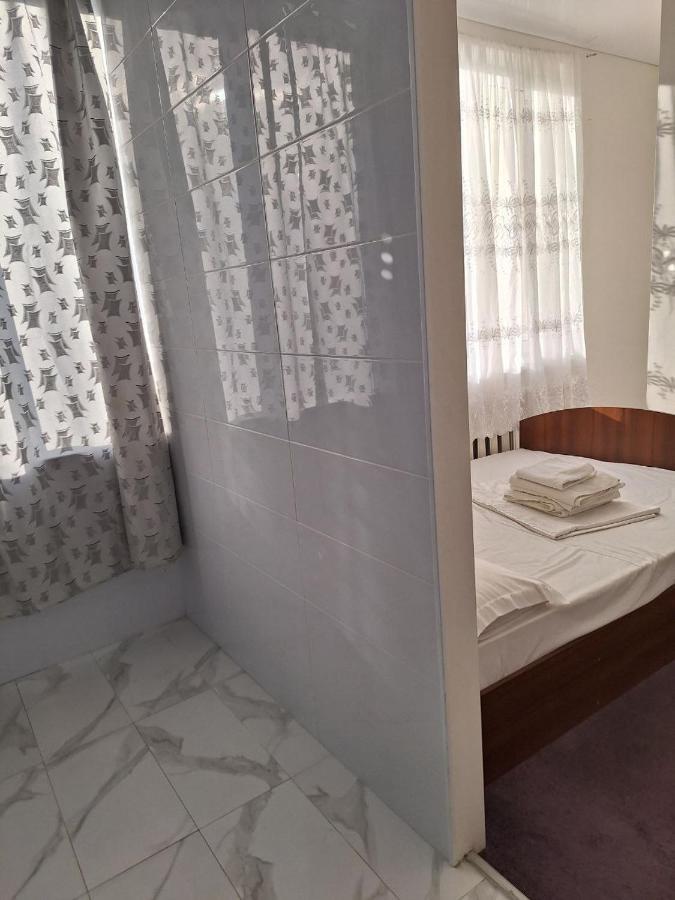 Барселона Hotel Mizikevycha Ngoại thất bức ảnh